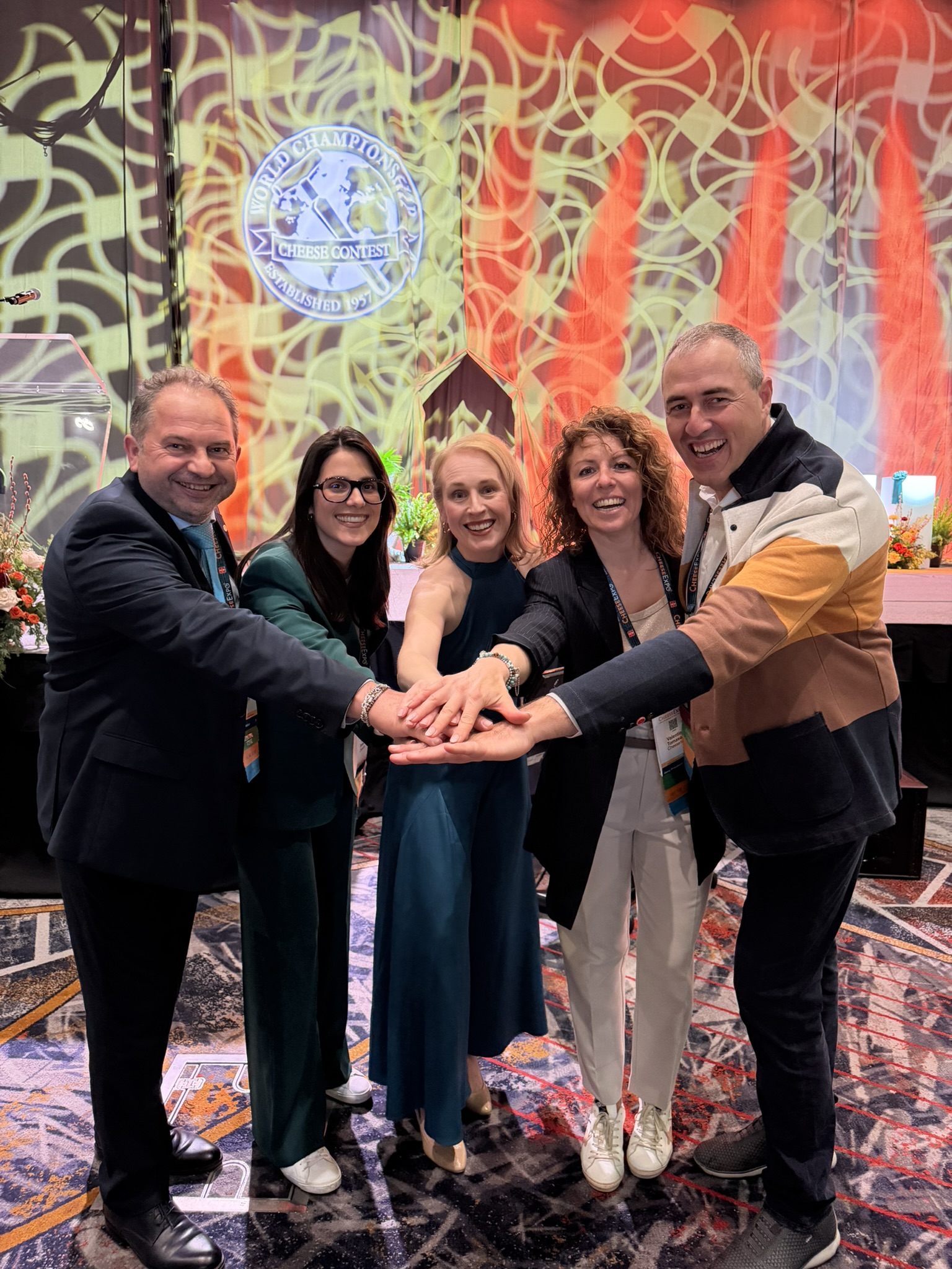 World Championship Cheese Contest:, premiazioni marzo aprile 2026: Andrea Nascimbeni, Laura Tomasoni, Becky Sweeney, Valentina Pasini, Gabriele Arlotti