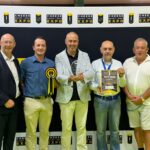 Nella foto della premiazione miglior formaggio d’Italia: Ian Luxton, Icda director, Darrel Demeter, giurato, Gabriele Arlotti, Cheeseitaly, Mario Trunat, giurato, Dai Williams direttore giuria